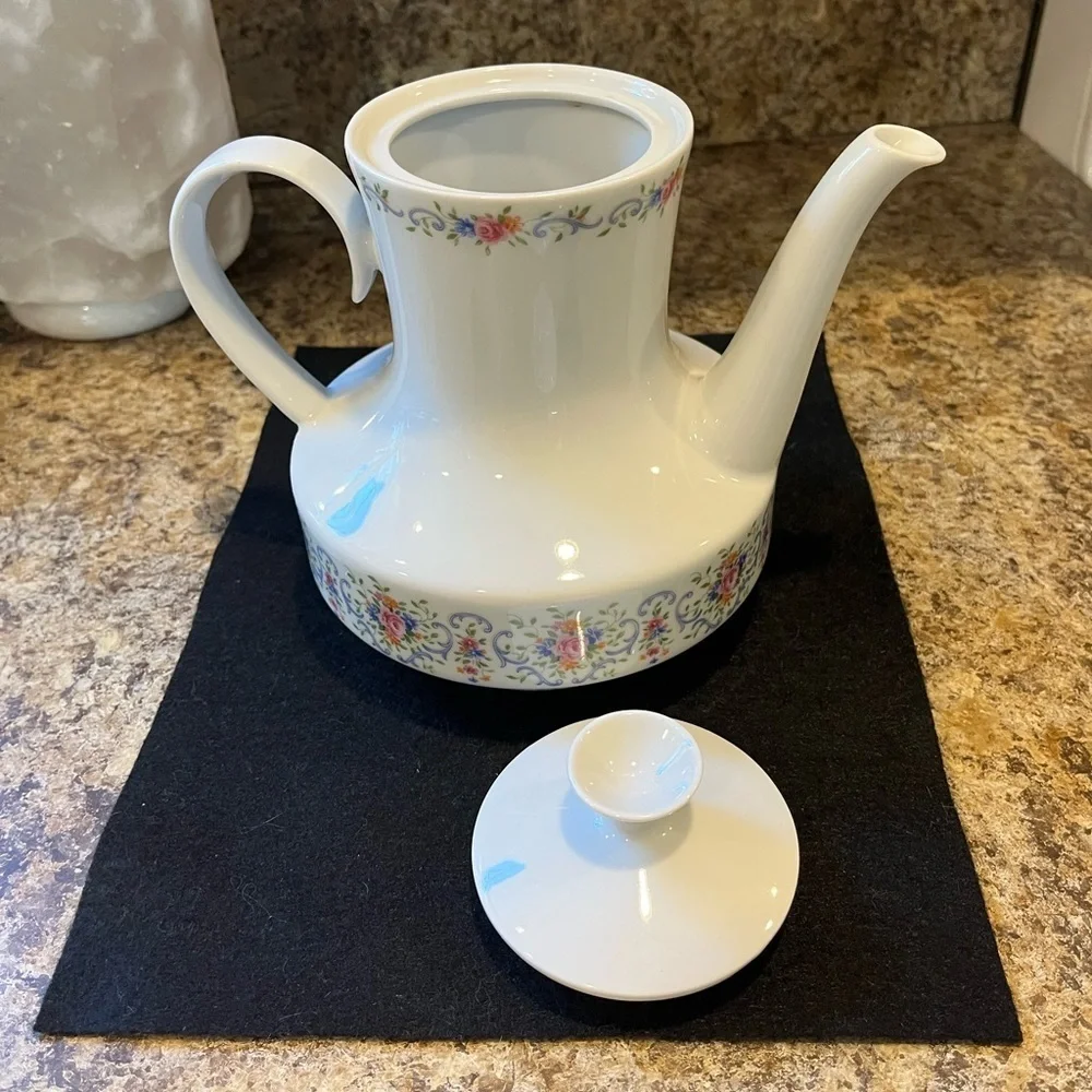 Vintage Winterling Dainty Floral Teapot 5 Cup Bavaria Germany